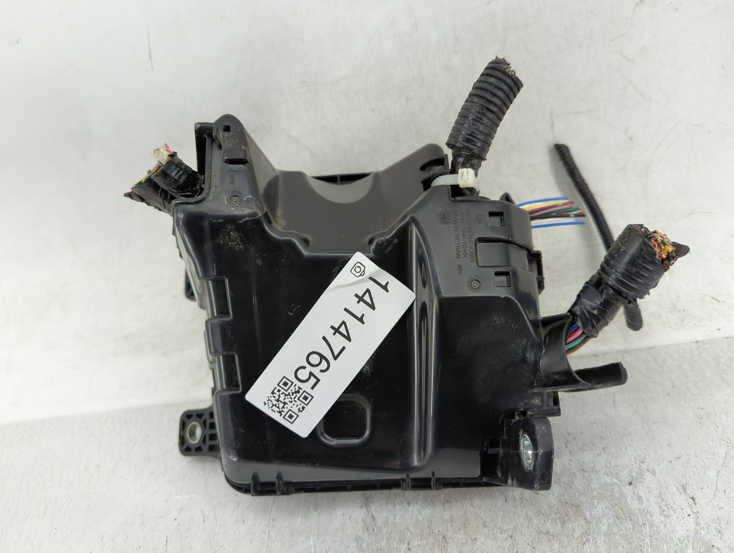 2019 Mazda 3 Fusebox Fuse Box Panel Relay Module P/N:BCKA-66767 K7005 Fits Fits 2020 2021 2022 OEM Used Auto Parts - Oemused