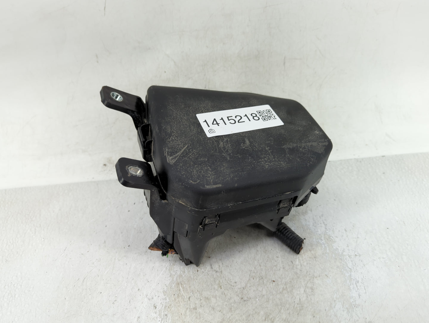 2019 Mazda 3 Fusebox Fuse Box Panel Relay Module P/N:BCKA-66767 K7005 Fits Fits 2020 2021 2022 OEM Used Auto Parts - Oemused