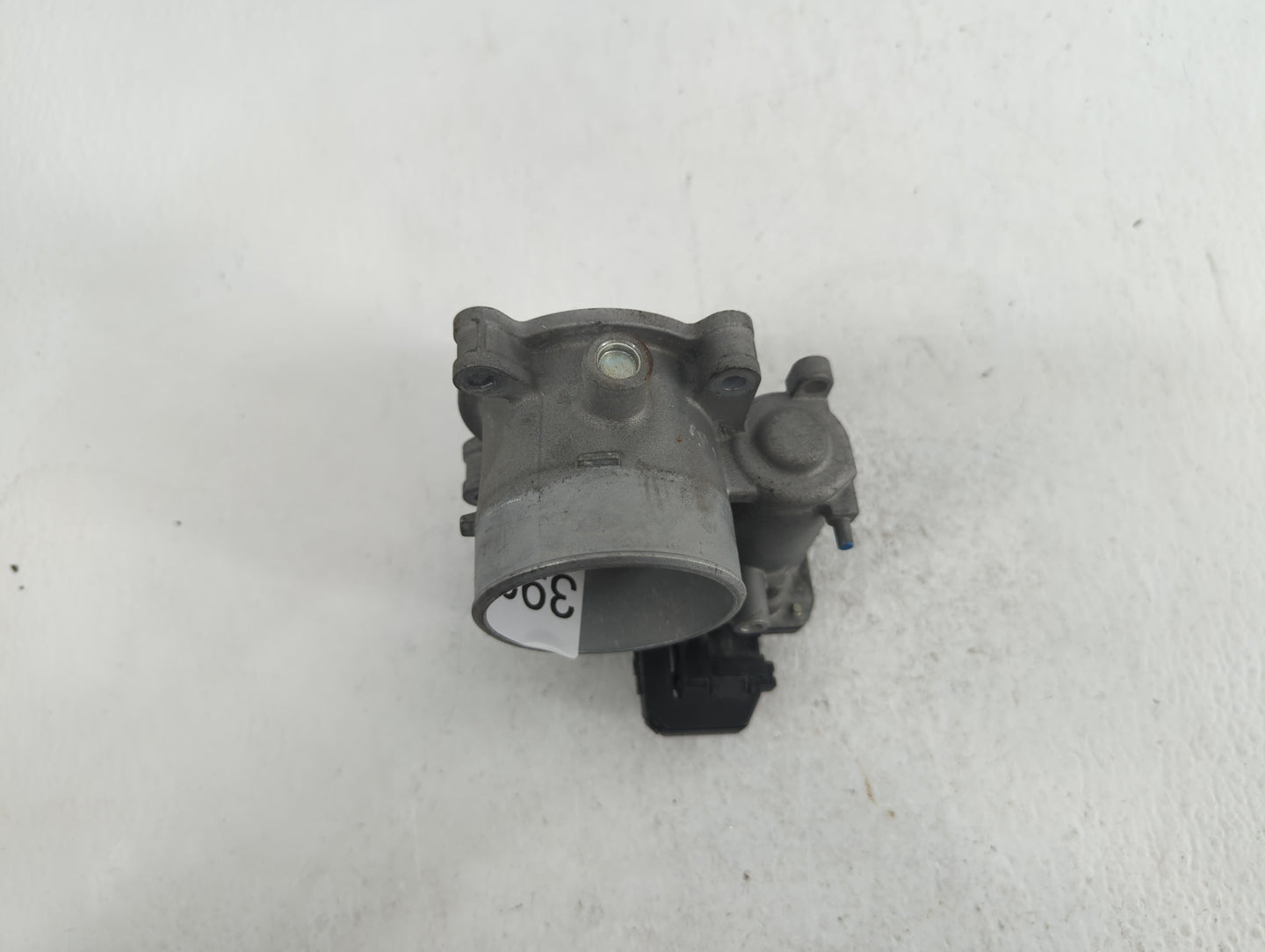 2019 Mazda 3 Throttle Body P/N:11B2600327 1D0501757, PYFS 13 640, 12C1900334 Fits OEM Used Auto Parts - Oemusedautoparts1.co