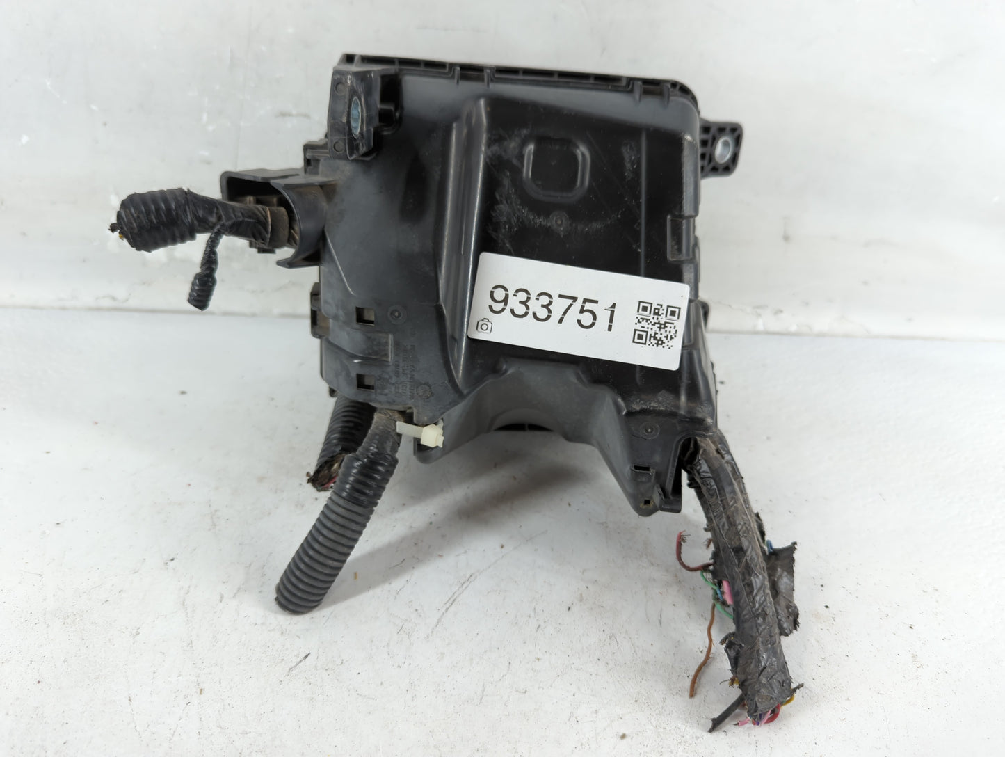 2019 Mazda 3 Fusebox Fuse Box Panel Relay Module P/N:BCKA 6676Y Fits Fits 2020 2021 2022 OEM Used Auto Parts - Oemusedautopa