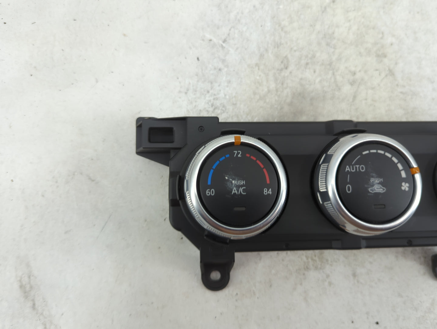 2019 Mazda Cx-3 Climate Control Module Temperature AC/Heater Replacement P/N:DH1F 61 190C 8D-11 Fits OEM Used Auto Parts - O