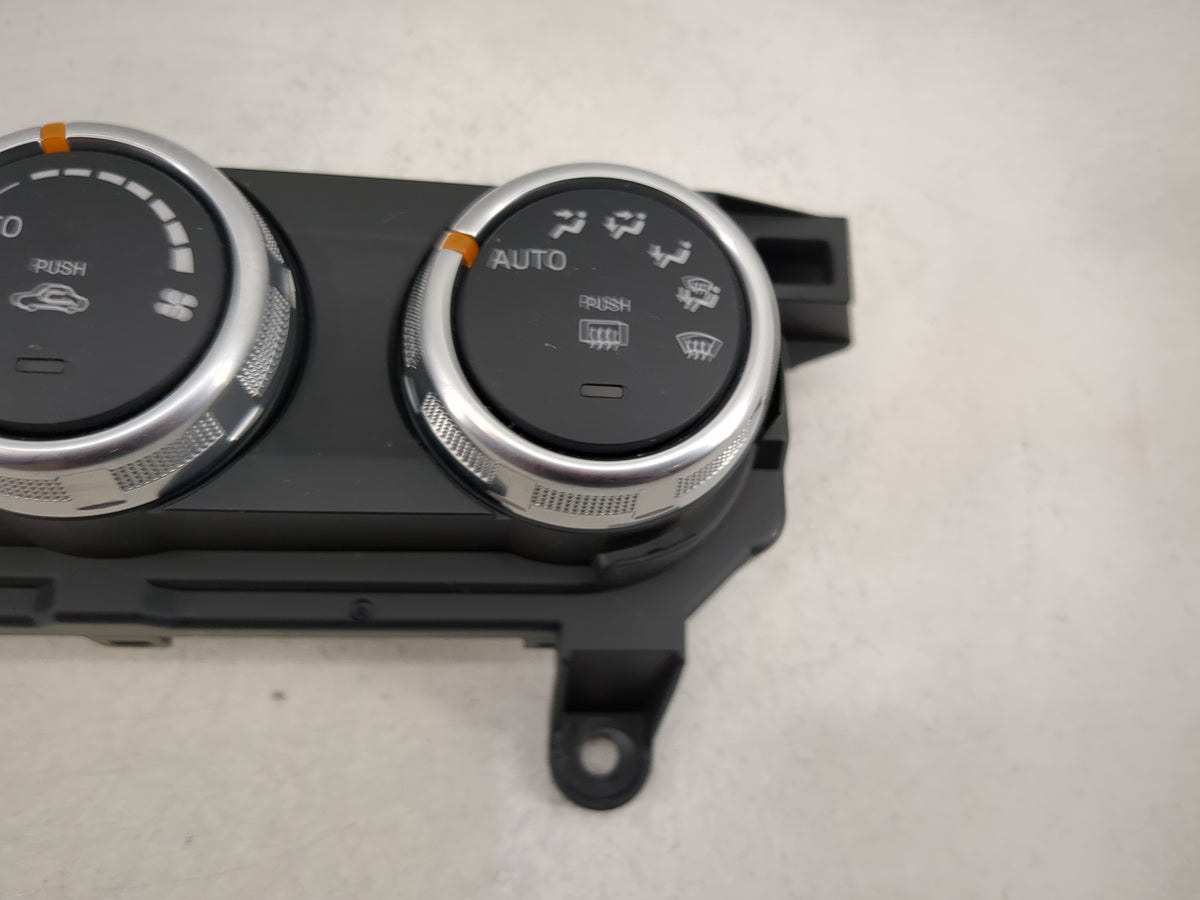 2018-2022 Mazda Cx-3 Climate Control Module Temperature AC/Heater Replacement P/N:DH1F 61 190E 9A22 Fits OEM Used Auto Parts