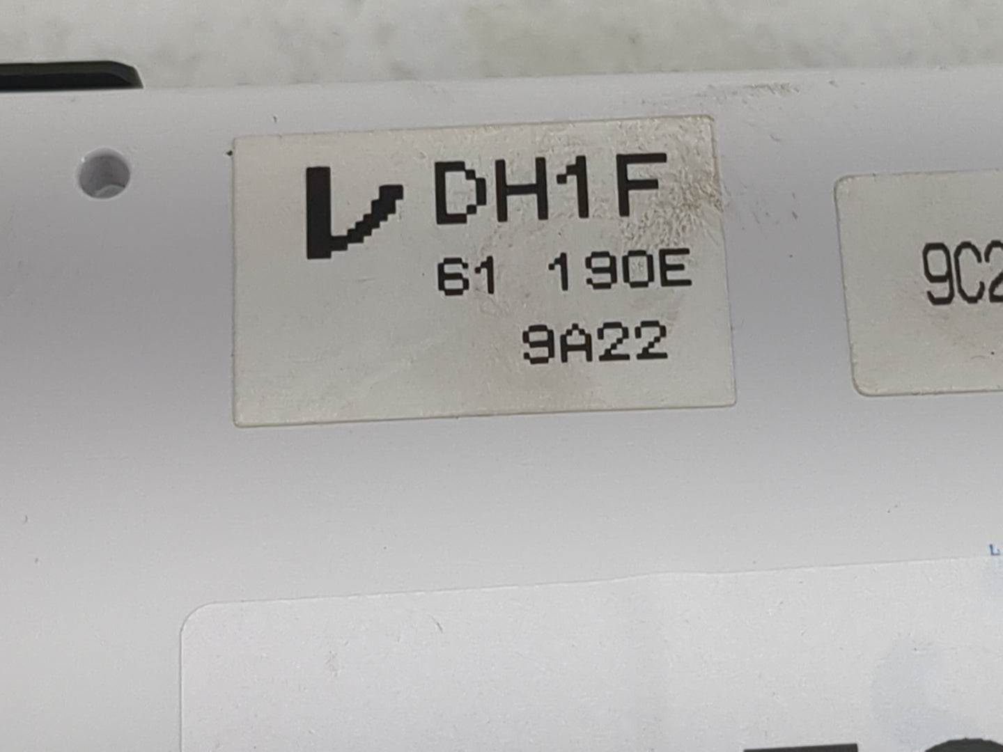 2018-2022 Mazda Cx-3 Climate Control Module Temperature AC/Heater Replacement P/N:DH1F 61 190E 9A22 Fits OEM Used Auto Parts