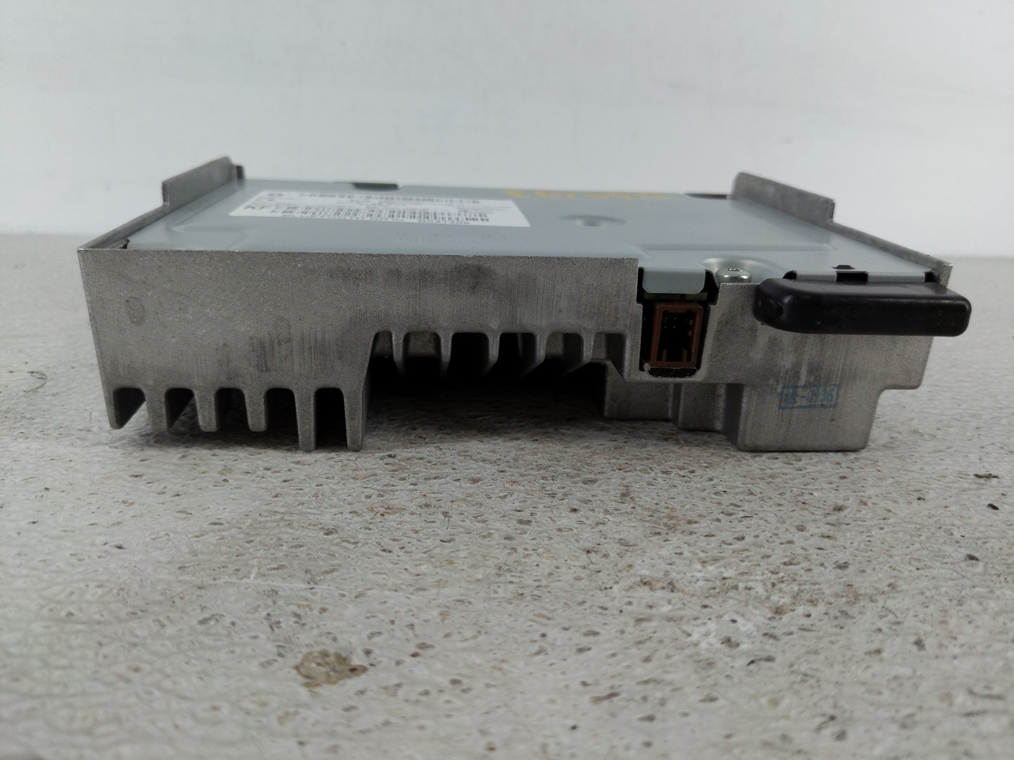 2019 Mazda Cx-5 Radio AM FM Cd Player Receiver Replacement P/N:KN3L 66 9C0 Fits OEM Used Auto Parts - Oemusedautoparts1.com