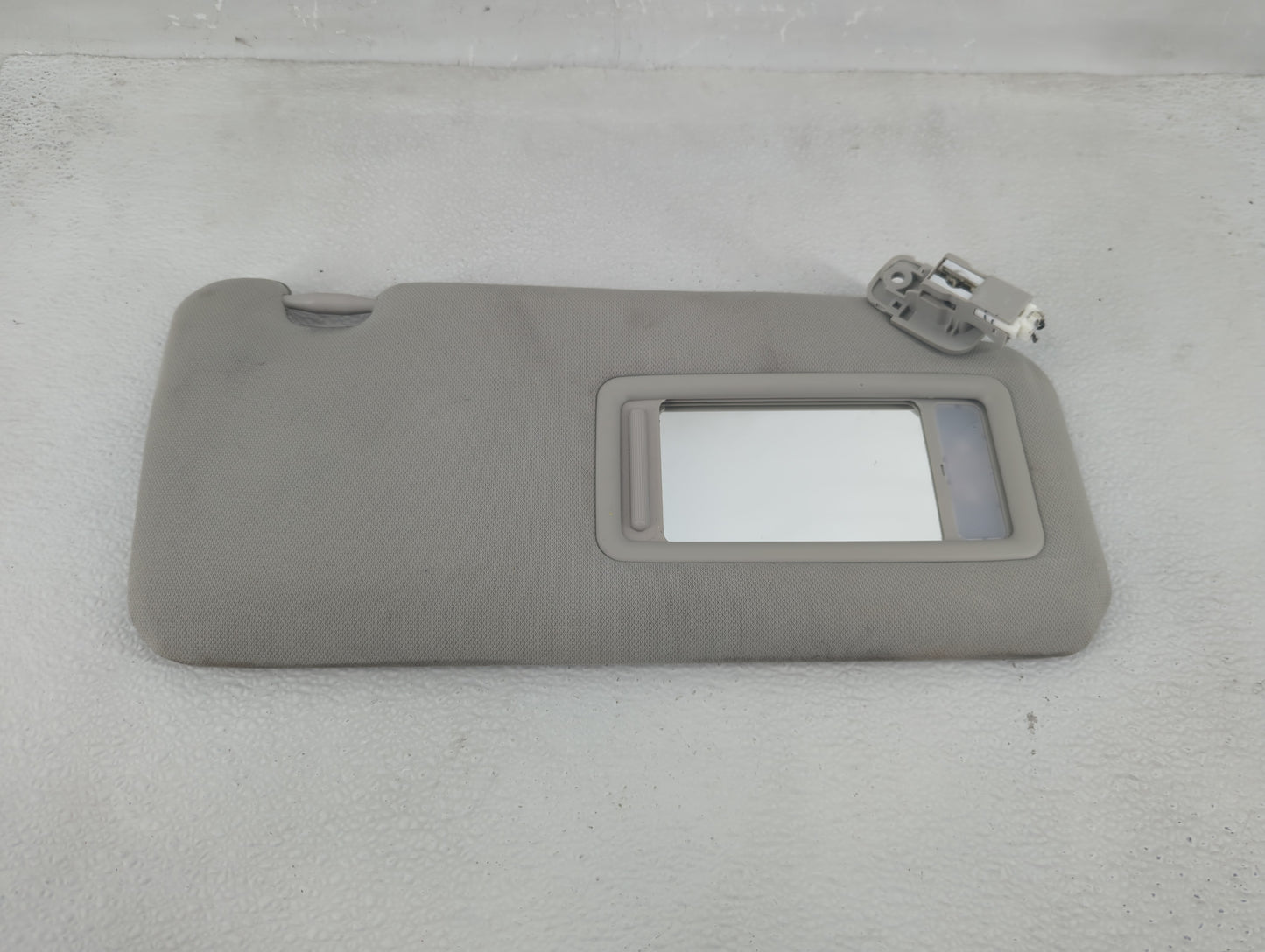 2017-2020 Mazda Cx-5 Sun Visor Shade Replacement Passenger Right Mirror Fits Fits 2017 2018 2019 2020 OEM Used Auto Parts - 