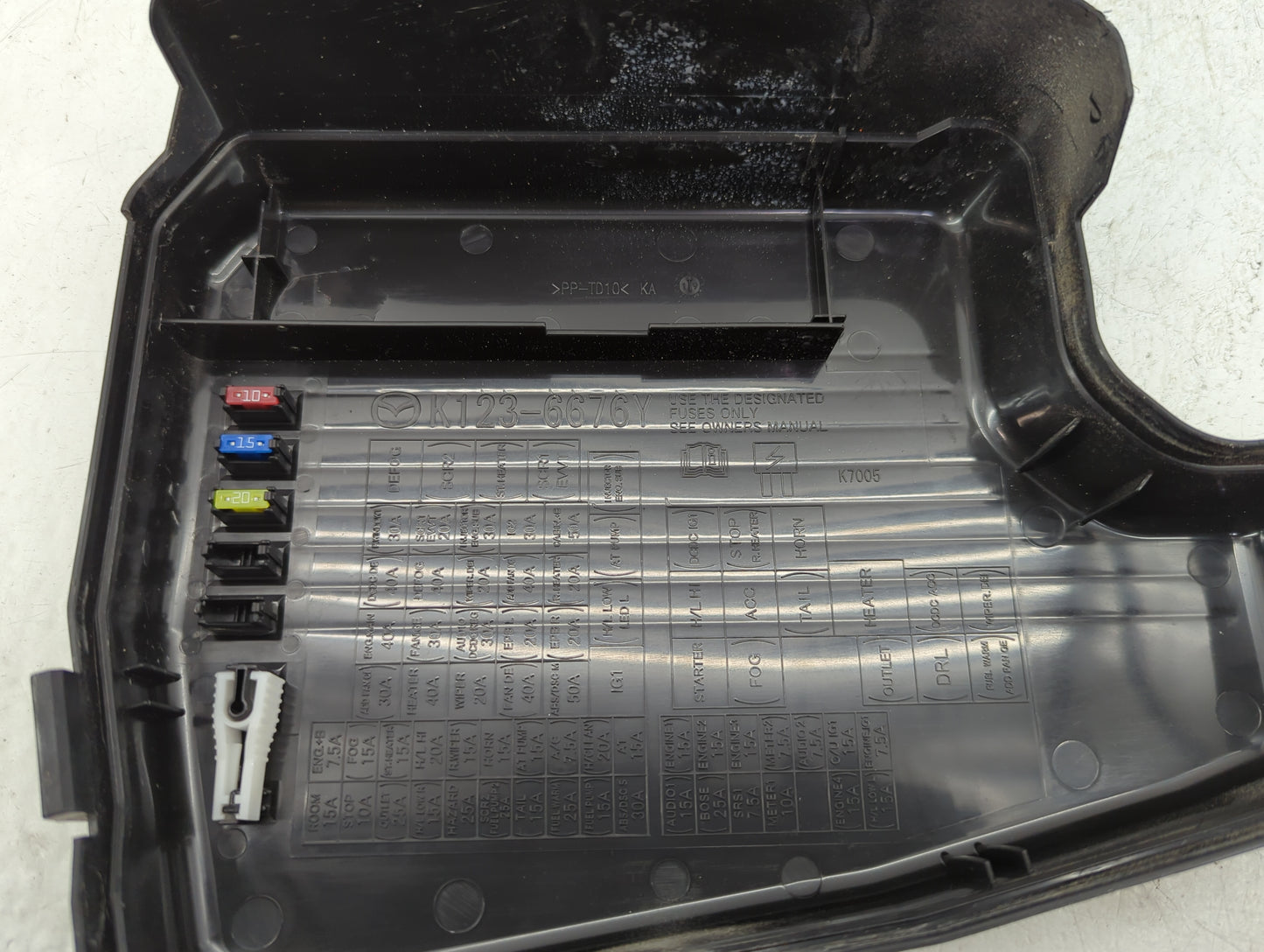 2013-2022 Mazda Cx-5 Fusebox Fuse Box Panel Relay Module P/N:K123-6676Y Fits OEM Used Auto Parts - Oemusedautoparts1.com