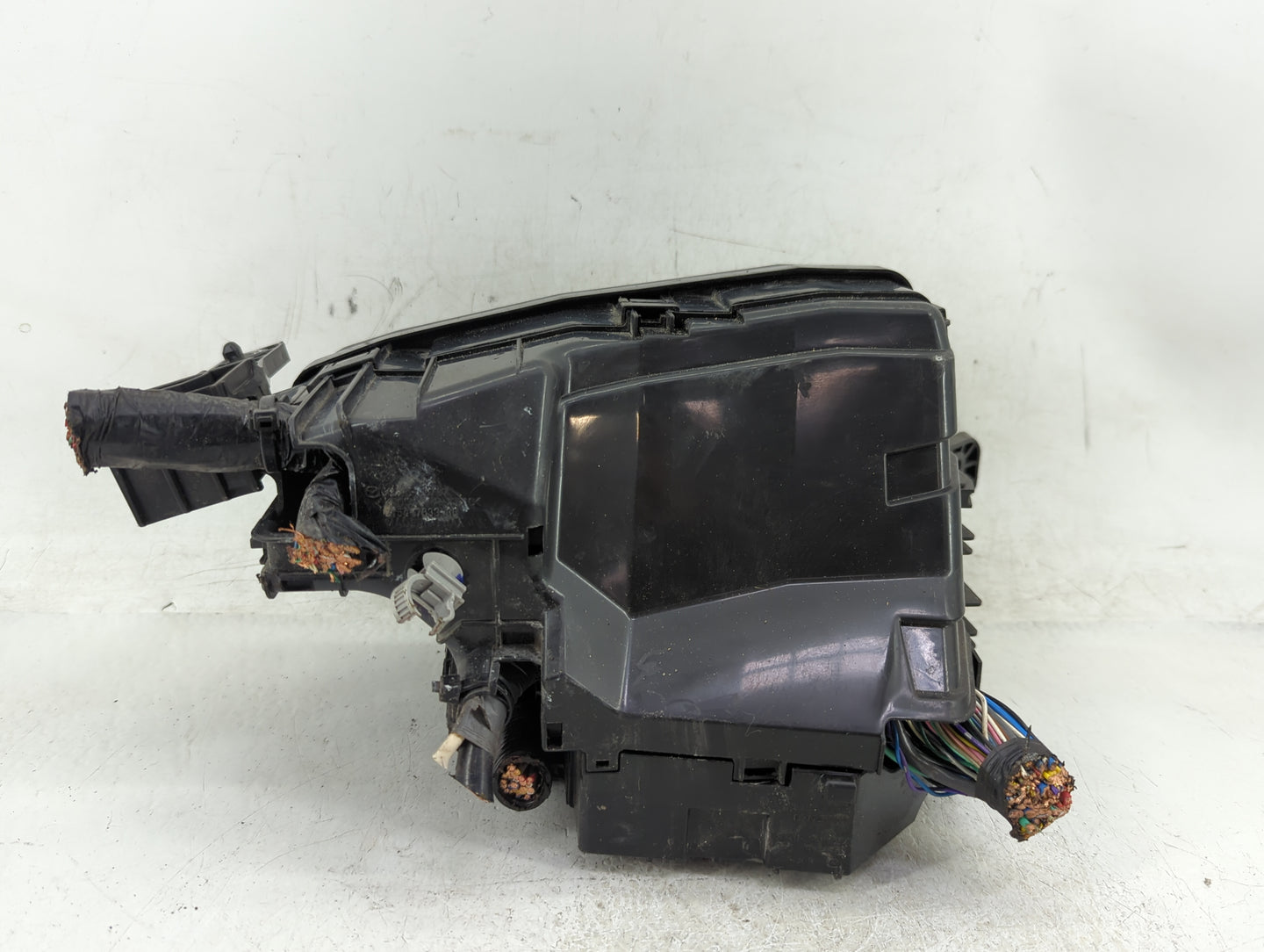 2013-2022 Mazda Cx-5 Fusebox Fuse Box Panel Relay Module P/N:K123-6676Y Fits OEM Used Auto Parts - Oemusedautoparts1.com