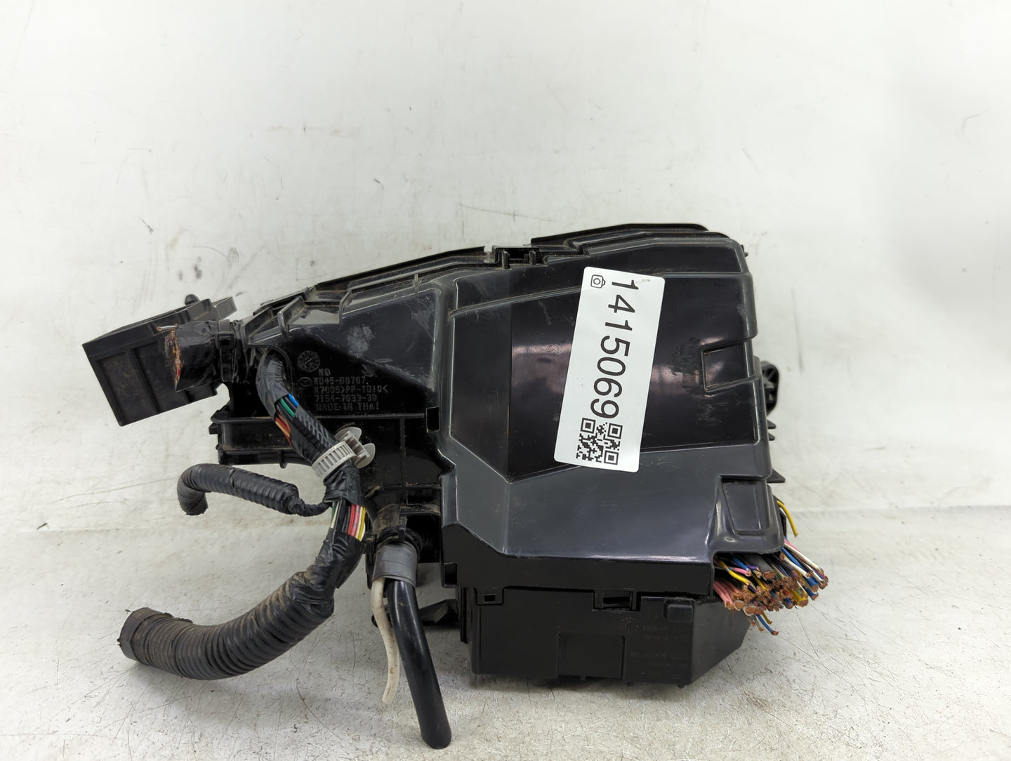 2013-2022 Mazda Cx-5 Fusebox Fuse Box Panel Relay Module P/N:GBEF-675X0 Fits OEM Used Auto Parts - Oemusedautoparts1.com