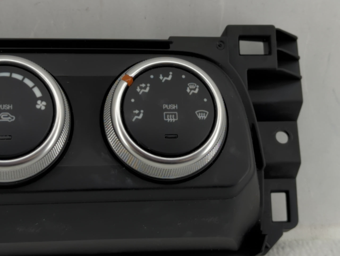 2019-2021 Mazda Cx-5 Climate Control Module Temperature AC/Heater Replacement P/N:KN3L-61190 Fits Fits 2019 2020 2021 OEM Us