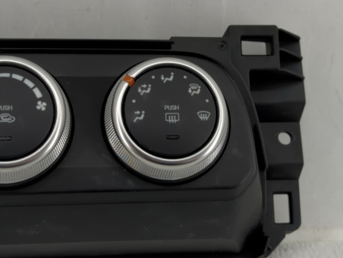 2019-2021 Mazda Cx-5 Climate Control Module Temperature AC/Heater Replacement P/N:KN3L-61190 Fits Fits 2019 2020 2021 OEM Us
