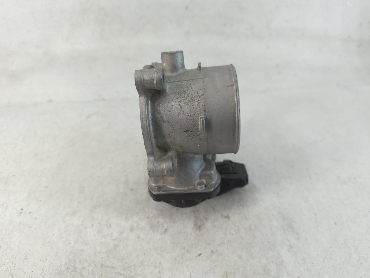 2018-2022 Mazda Cx-5 Throttle Body P/N:700084 Fits Fits 2018 2019 2020 2021 2022 OEM Used Auto Parts - Oemusedautoparts1.com