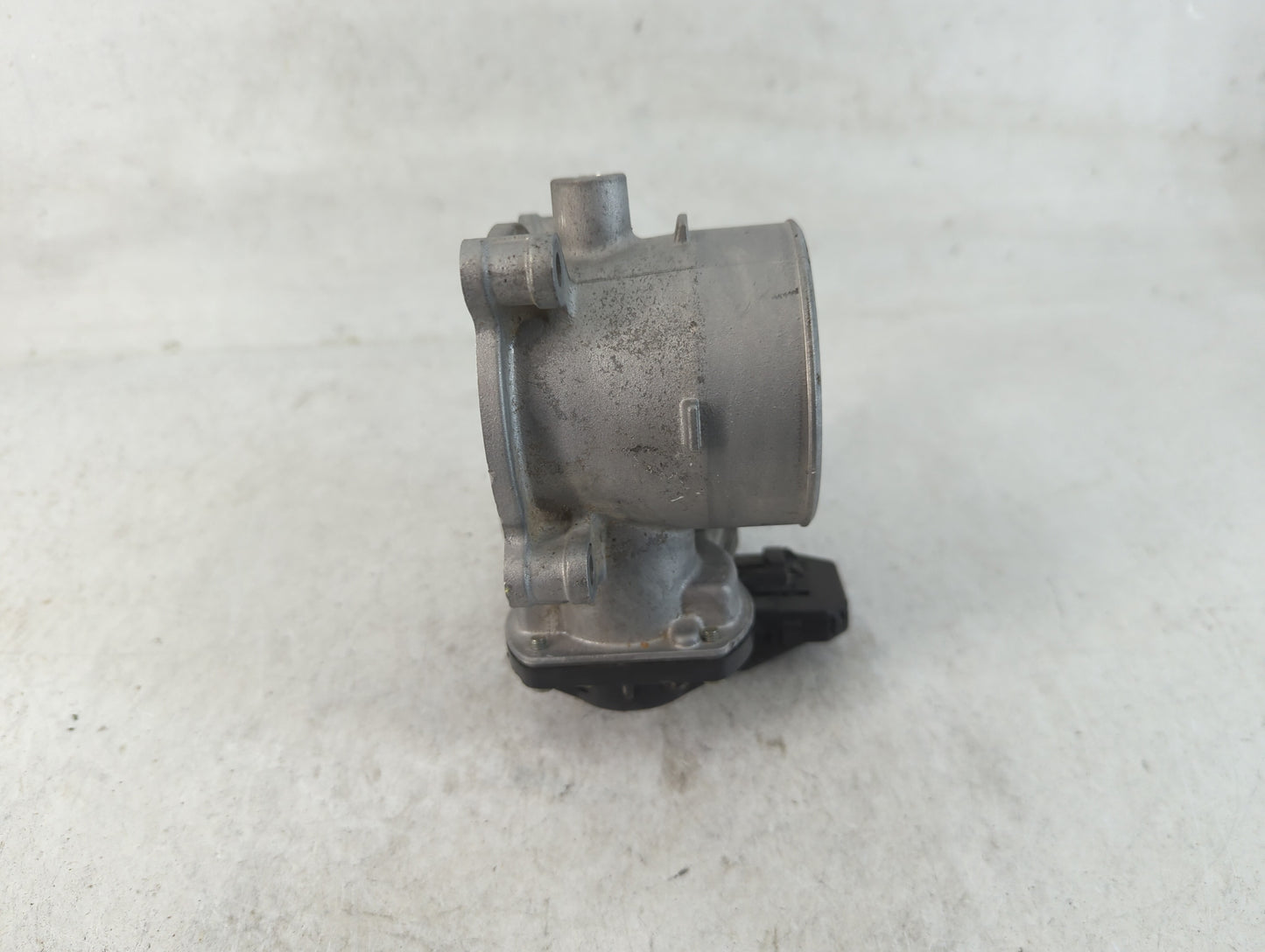 2018-2022 Mazda Cx-5 Throttle Body P/N:700084 Fits Fits 2018 2019 2020 2021 2022 OEM Used Auto Parts - Oemusedautoparts1.com