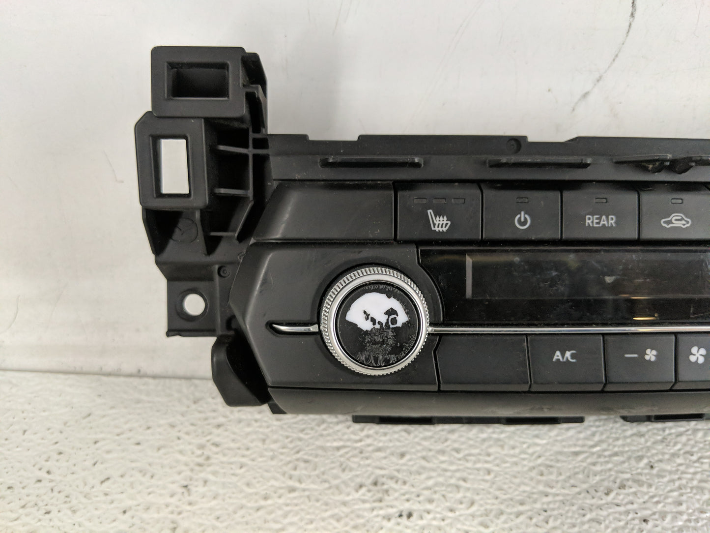 2019-2021 Mazda Cx-9 Climate Control Module Temperature AC/Heater Replacement P/N:TN4061190 Fits Fits 2019 2020 2021 OEM Use