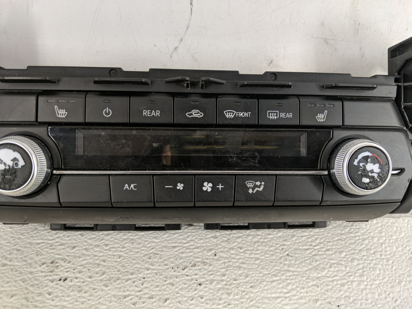 2019-2021 Mazda Cx-9 Climate Control Module Temperature AC/Heater Replacement P/N:TN4061190 Fits Fits 2019 2020 2021 OEM Use