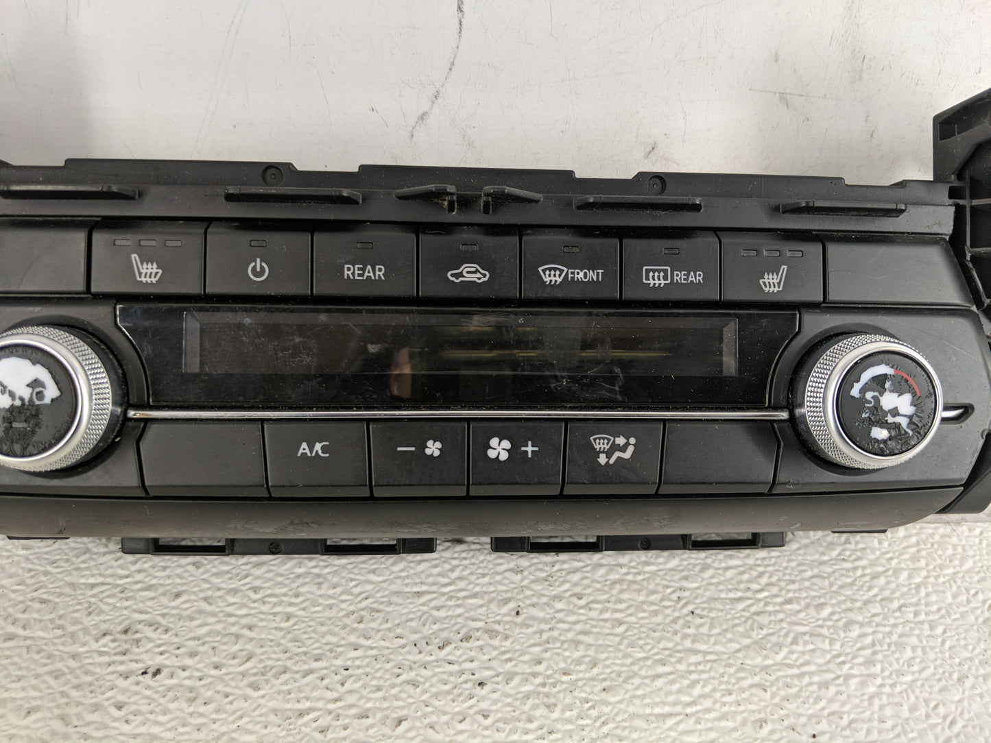 2019-2021 Mazda Cx-9 Climate Control Module Temperature AC/Heater Replacement P/N:TN4061190 Fits Fits 2019 2020 2021 OEM Use