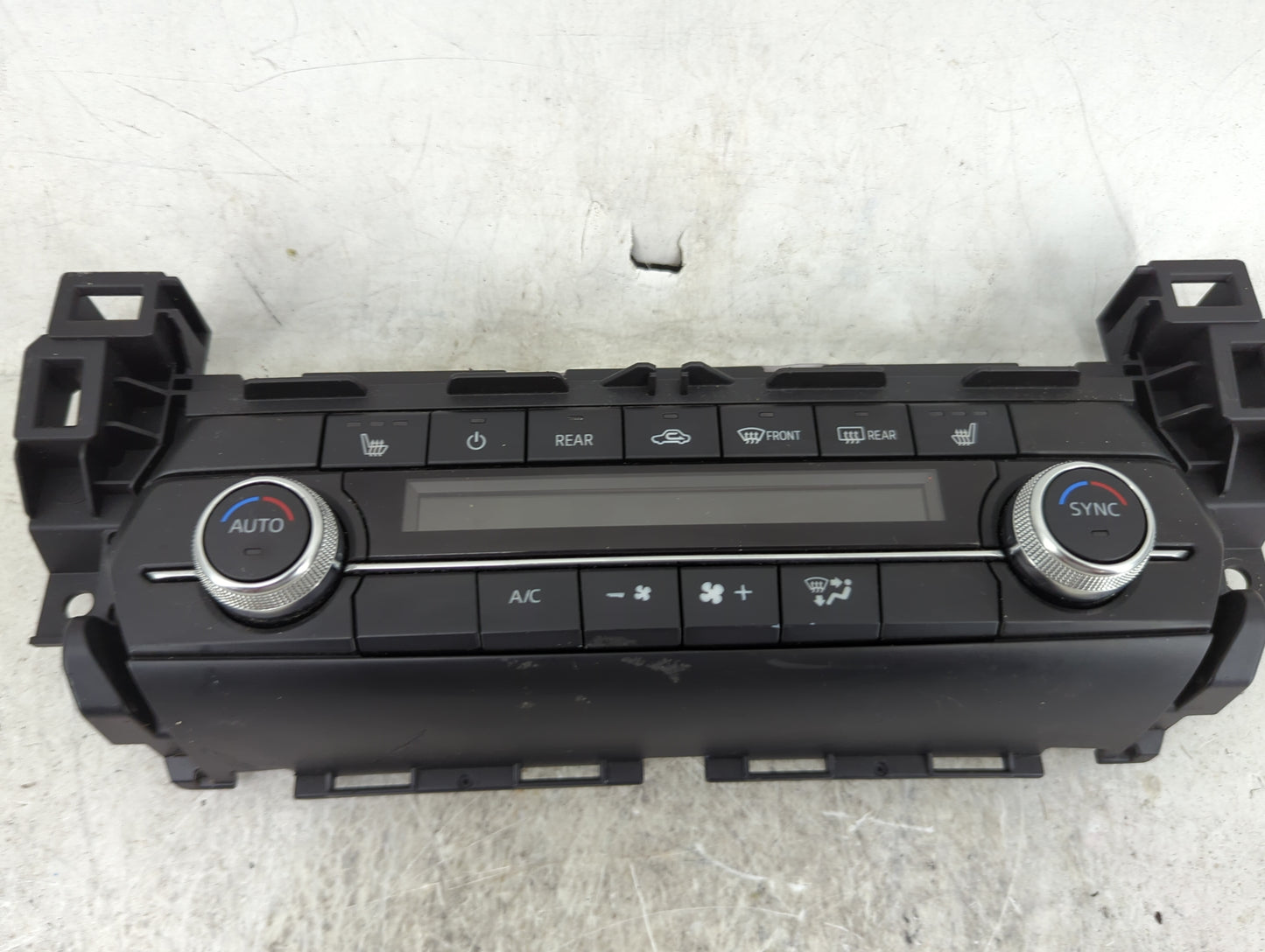 2019-2021 Mazda Cx-9 Climate Control Module Temperature AC/Heater Replacement Fits Fits 2019 2020 2021 OEM Used Auto Parts -