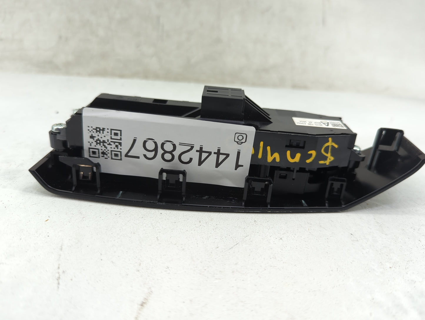 2019 Mazda Mazda3 Master Power Window Switch Replacement Driver Side Left P/N:9070 T2B BDGF 66 350A Fits Fits 2020 2021 2022