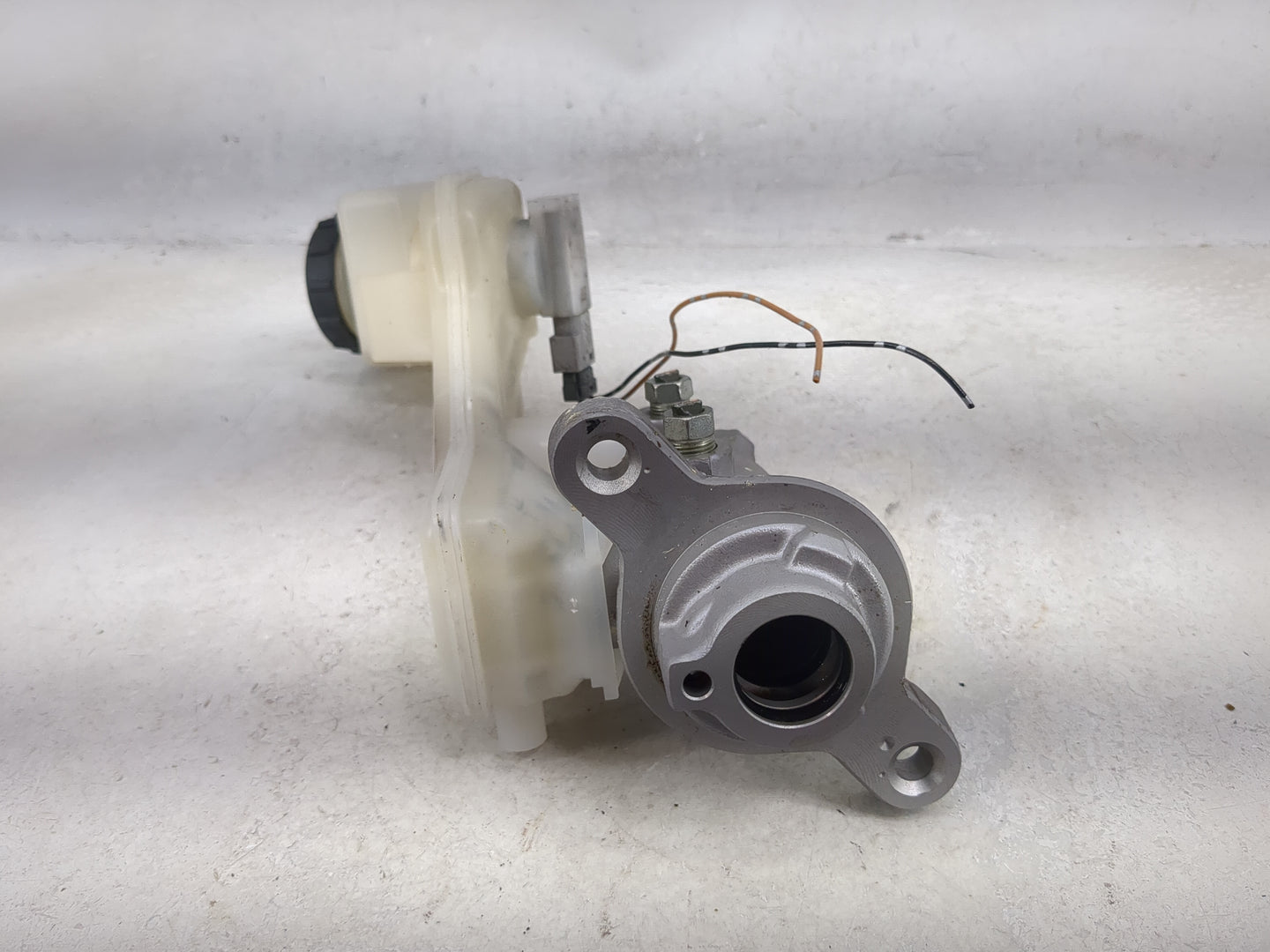 Mazda Mazda3 Brake Master Cylinder 1491122 - Oemusedautoparts1.com