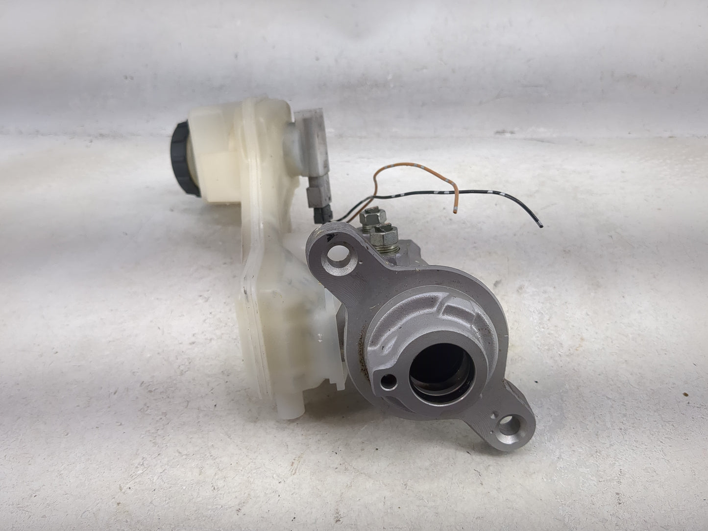 Mazda Mazda3 Brake Master Cylinder 1491122 - Oemusedautoparts1.com