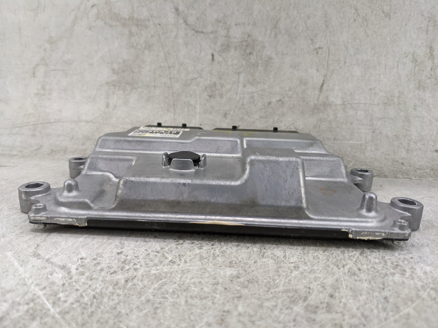 2019 Mazda Mazda 3 PCM Engine Control Computer ECU ECM PCU OEM P/N:PXL4188K2F PAJ918881, 1N7298103720 Fits Fits 2020 2021 20