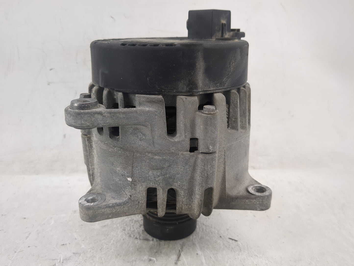 2019 Mercedes-Benz A220 Alternator Replacement Generator Charging Assembly Engine OEM P/N:Q3 150A 14V A 000 906 81 06 Fits O