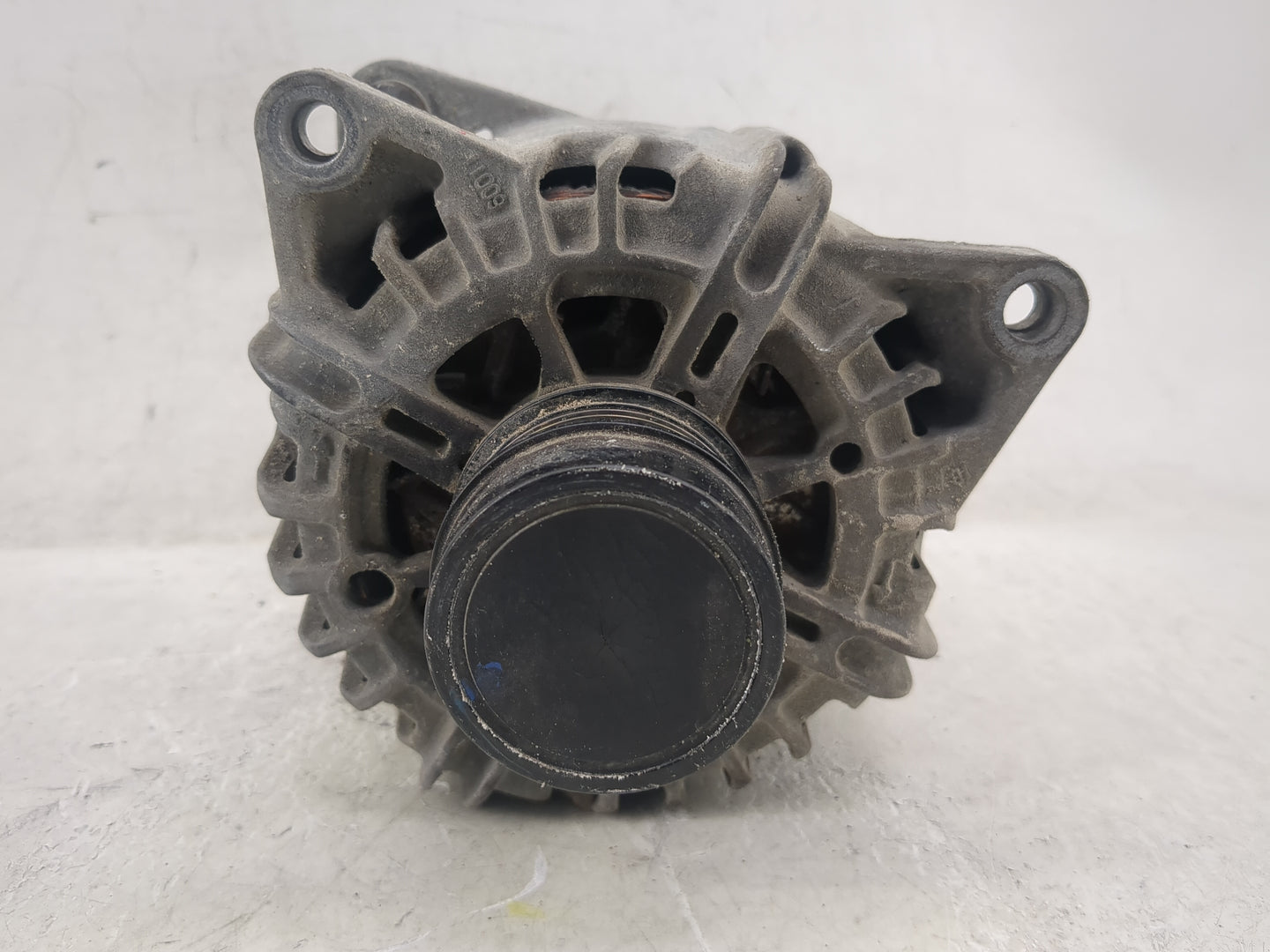 2019 Mercedes-Benz A220 Alternator Replacement Generator Charging Assembly Engine OEM P/N:Q3 150A 14V A 000 906 81 06 Fits O