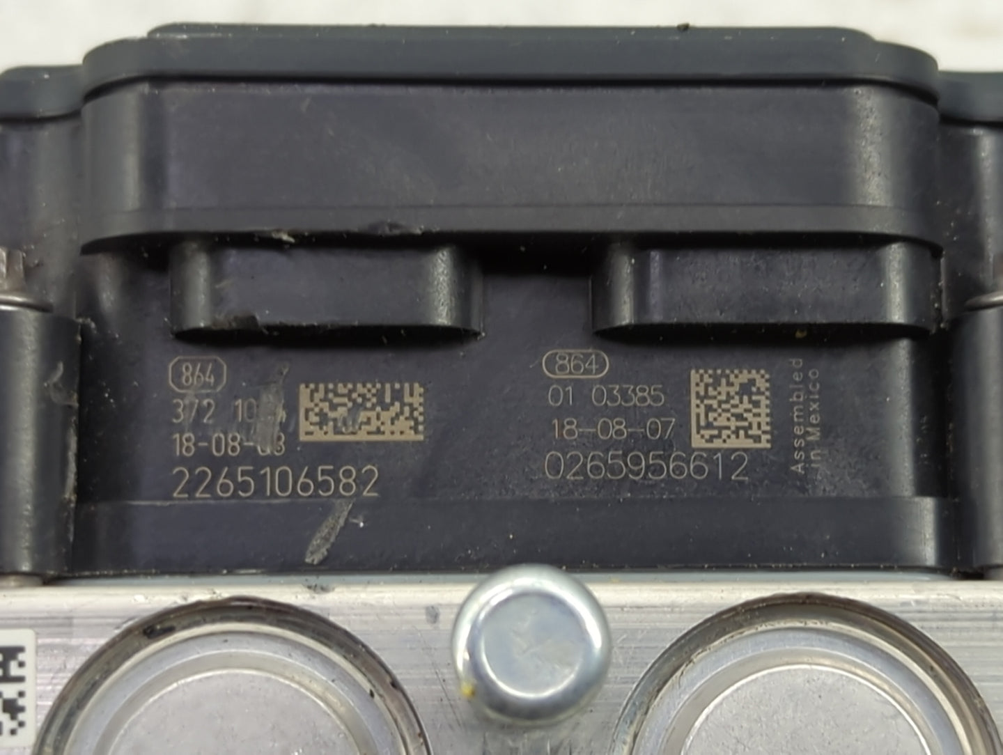 2020-2022 Mercedes-Benz A220 ABS Pump Control Module Replacement P/N:0265956612 2265106582 Fits Fits 2020 2021 2022 OEM Used