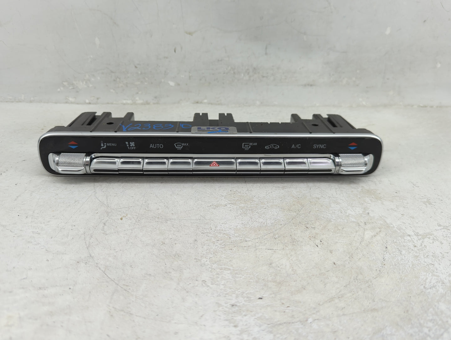 2019 Mercedes-Benz A35 Amg Climate Control Module Temperature AC/Heater Replacement P/N:2479058302 Fits OEM Used Auto Parts 