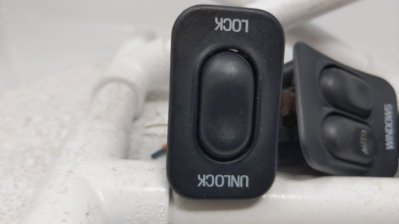 2019 Mercedes-Benz B200 Master Power Window Switch Replacement Driver Side Left Fits OEM Used Auto Parts - Oemusedautoparts1