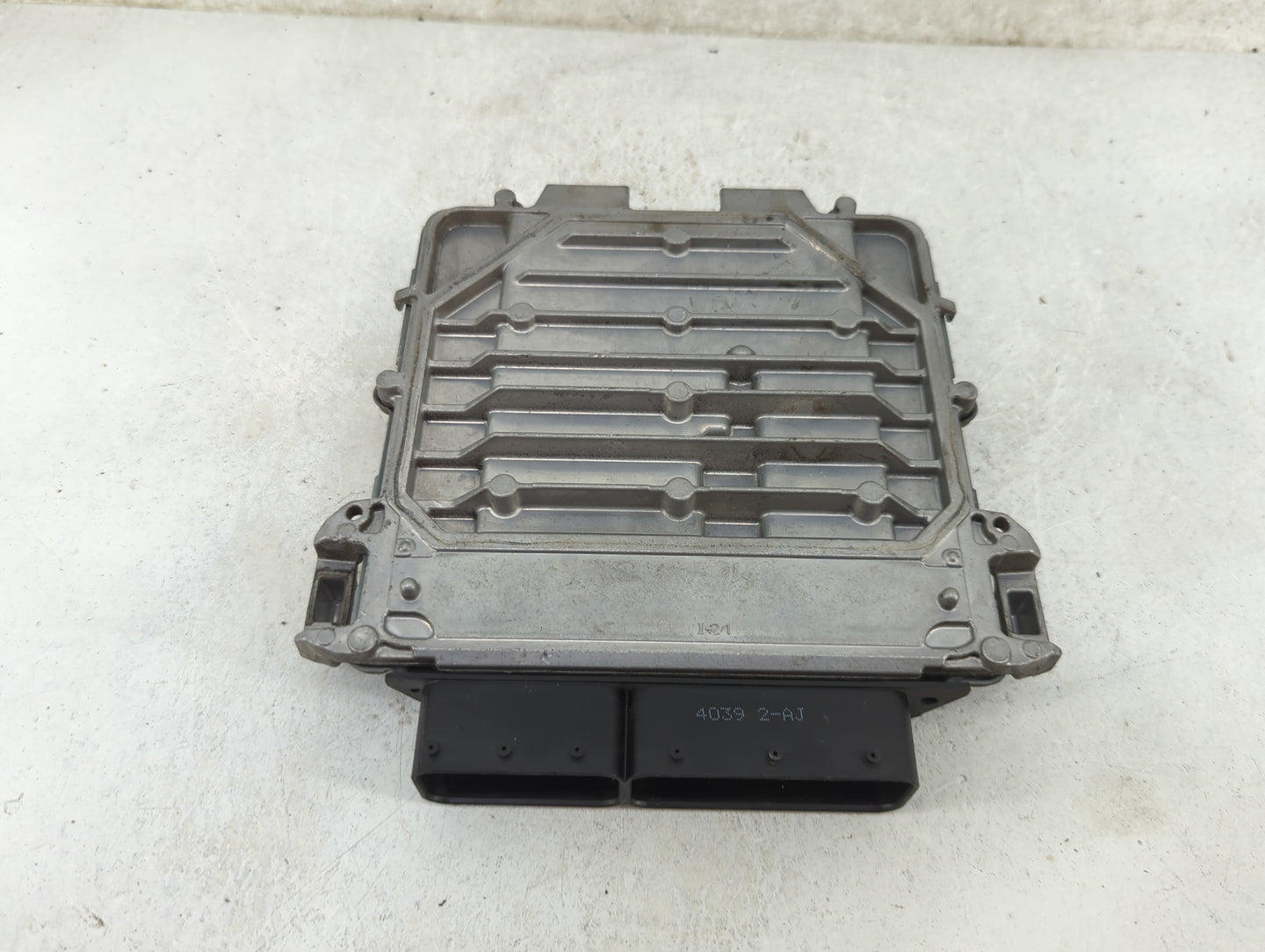 2019 Mercedes-Benz C-Class PCM Engine Control Computer ECU ECM PCU OEM P/N:A2649000500 A2649010600 Fits Fits 2020 OEM Used A