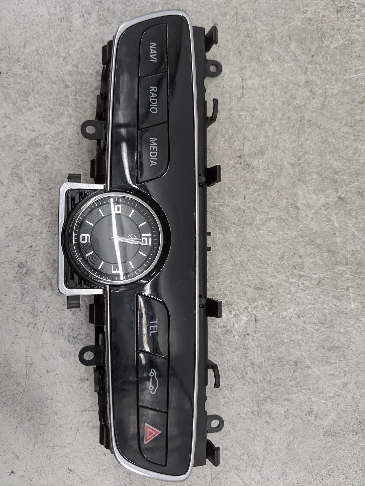 2019 Mercedes-Benz C-Class Radio AM FM Cd Player Receiver Replacement P/N:A2138272000 1829007245 Fits Fits 2020 2021 OEM Use