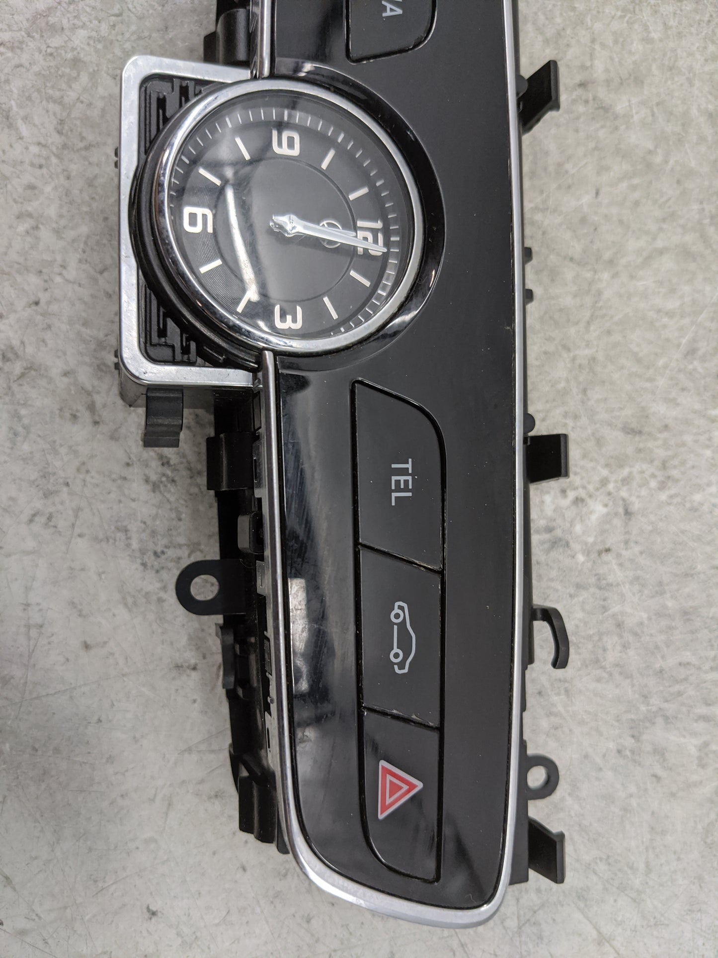 2019 Mercedes-Benz C-Class Radio AM FM Cd Player Receiver Replacement P/N:A2138272000 1829007245 Fits Fits 2020 2021 OEM Use