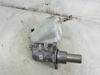 compare product 2019 Mercedes-benz C-class Brake Master Cylinder