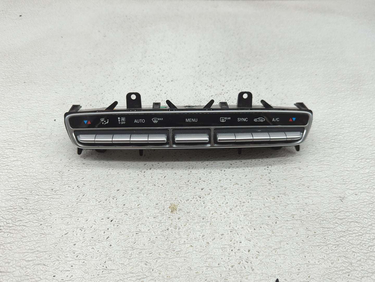 2015-2019 Mercedes-Benz C300 Climate Control Module Temperature AC/Heater Replacement P/N:A 205 905 88 13 Fits OEM Used Auto