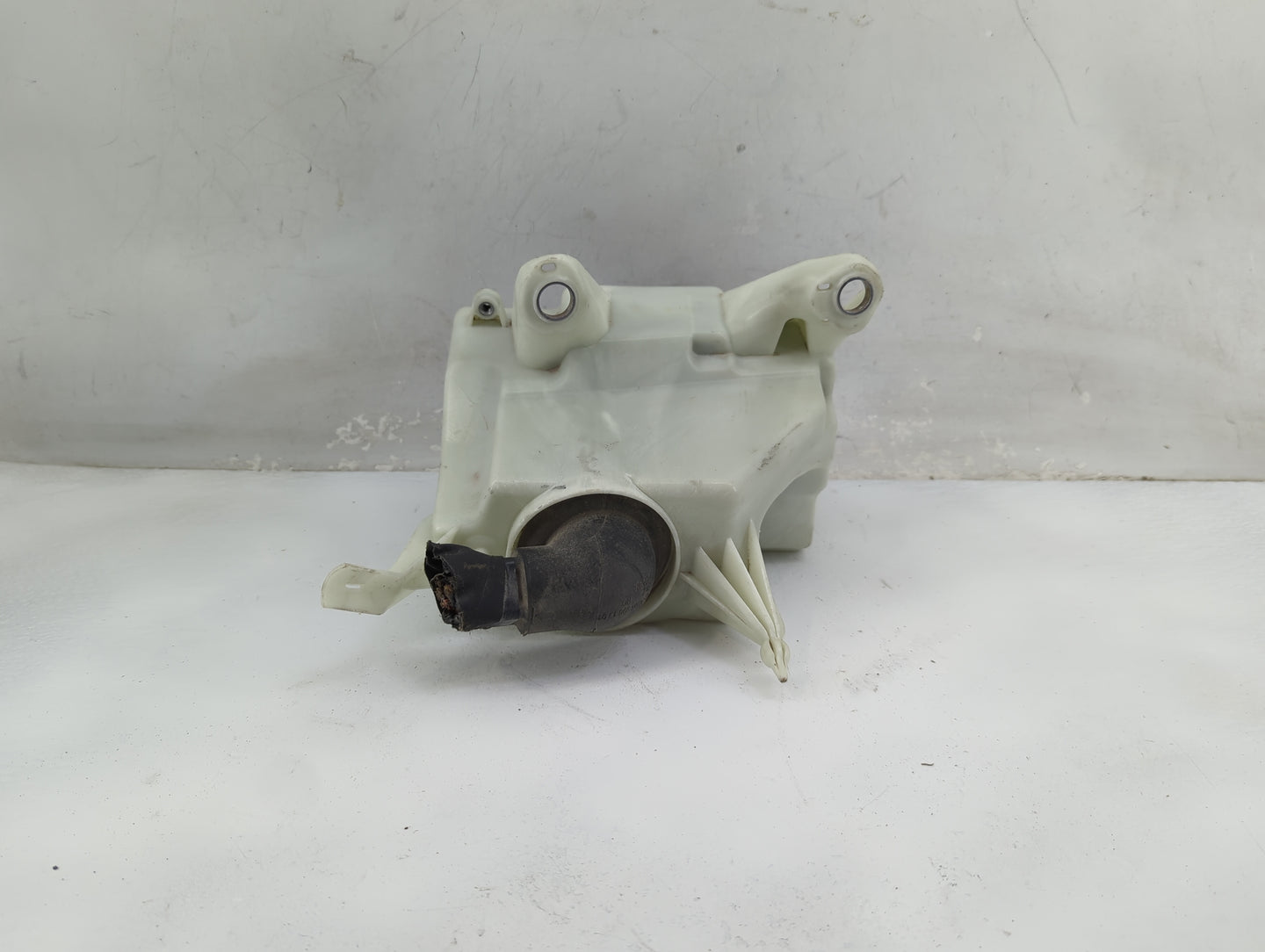 2018-2021 Mercedes-Benz C300 Fusebox Fuse Box Panel Relay Module P/N:A 205 540 23 28 Fits Fits 2018 2019 2020 2021 OEM Used 