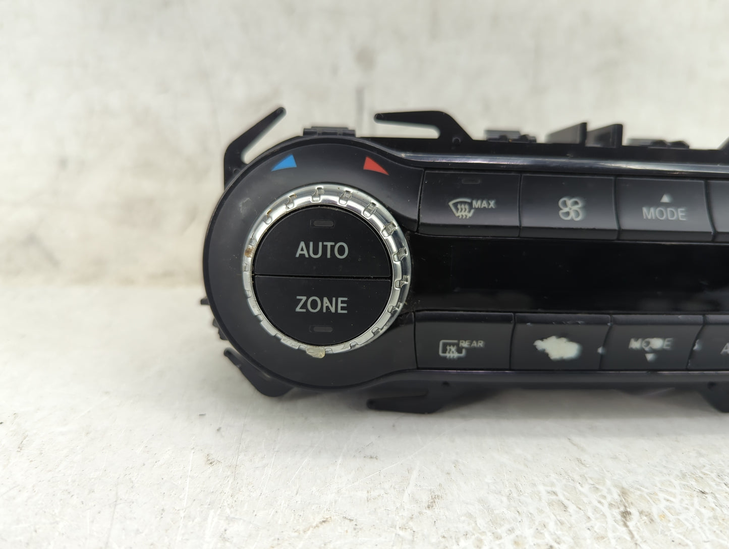 2014-2019 Mercedes-Benz Cla250 Climate Control Module Temperature AC/Heater Replacement Fits OEM Used Auto Parts - Oemusedau