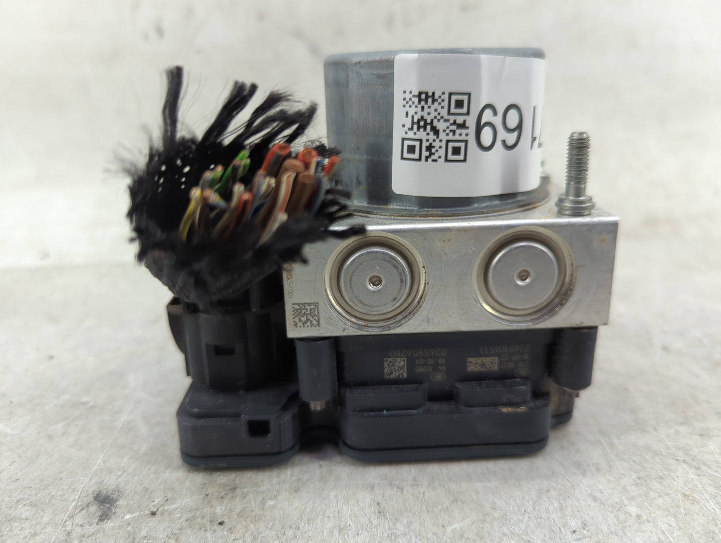 2014-2019 Mercedes-Benz Cla250 ABS Pump Control Module Replacement P/N:A0004313700 0265255976 Fits OEM Used Auto Parts - Oem