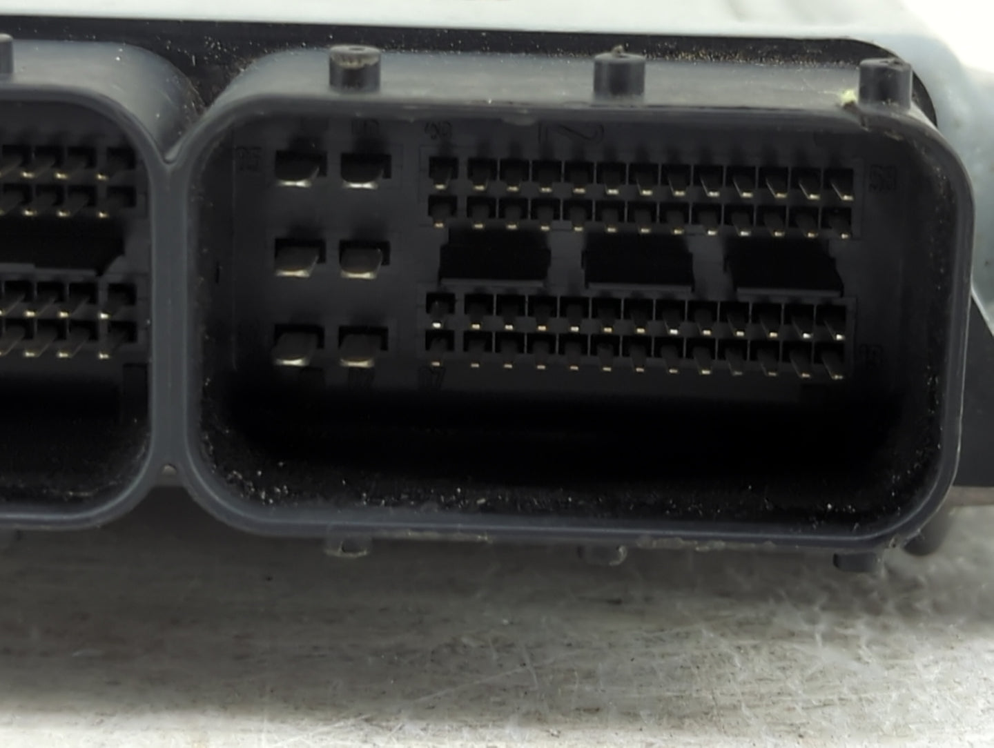 2019 Mercedes-Benz E-Class PCM Engine Control Computer ECU ECM PCU OEM P/N:A2749001600 2749011600 Fits Fits 2016 2017 2018 2