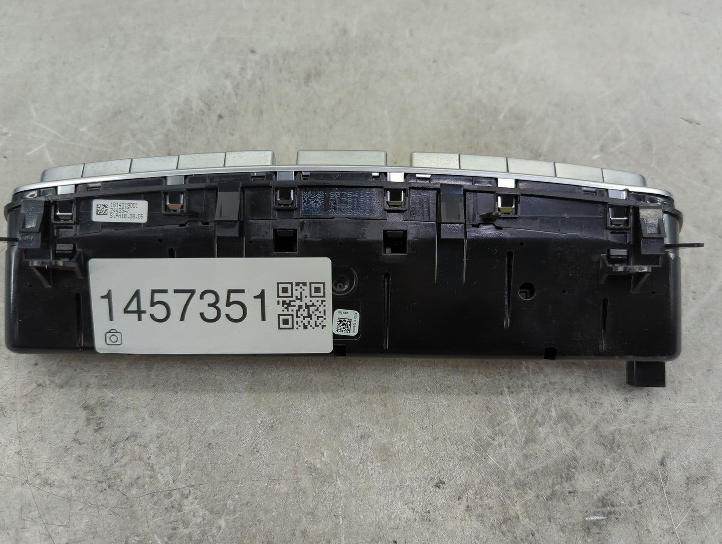 2017-2020 Mercedes-Benz E300 Climate Control Module Temperature AC/Heater Replacement P/N:A 213 905 47 07 Fits OEM Used Auto