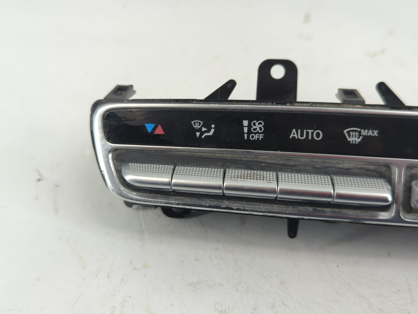 2020 Mercedes-Benz E350 Climate Control Module Temperature AC/Heater Replacement P/N:A 213 905 47 07 Fits Fits 2017 2018 201