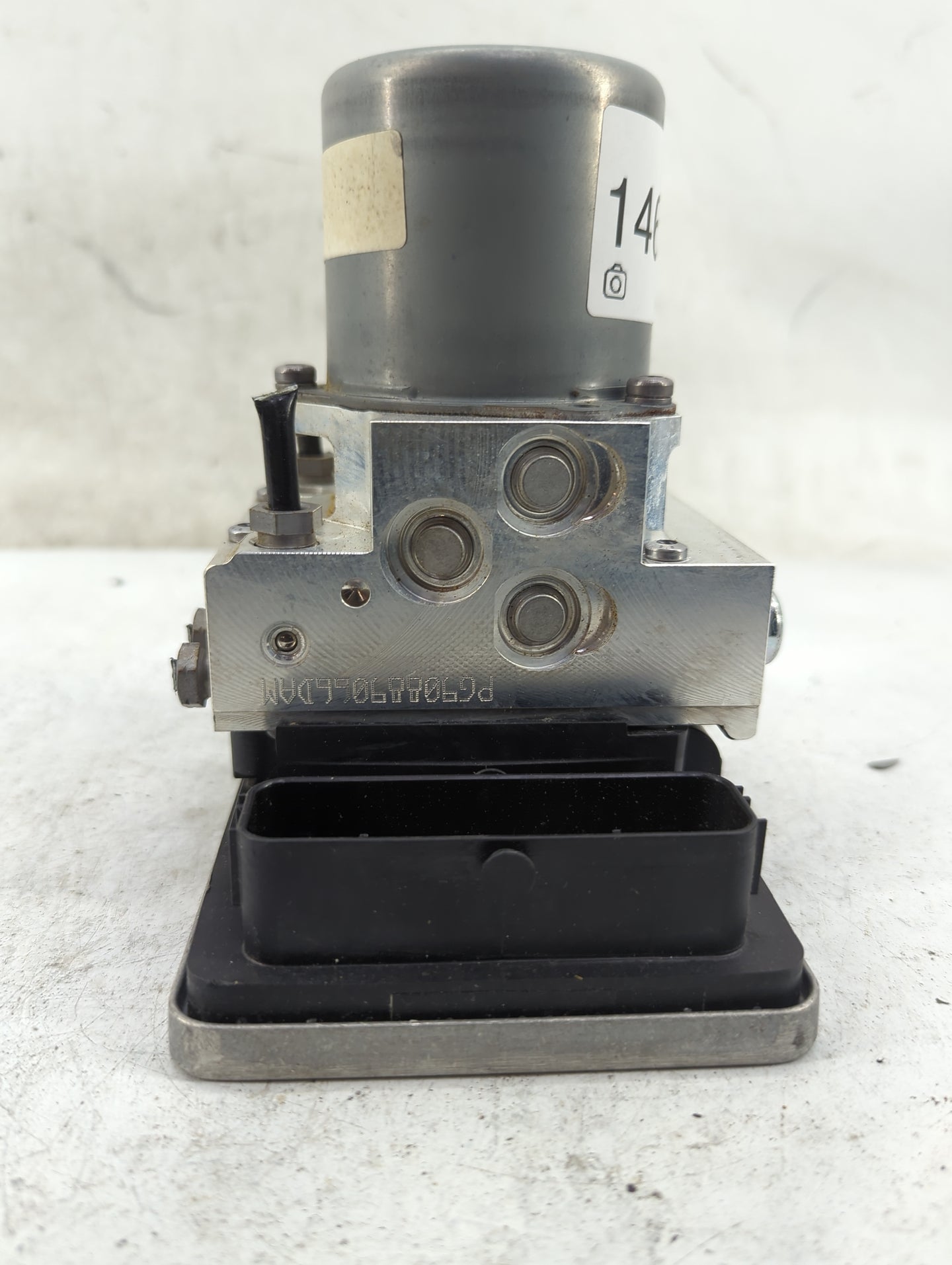 2019-2020 Mercedes-Benz E450 ABS Pump Control Module Replacement P/N:A 213 431 49 01 Fits Fits 2018 2019 2020 OEM Used Auto 