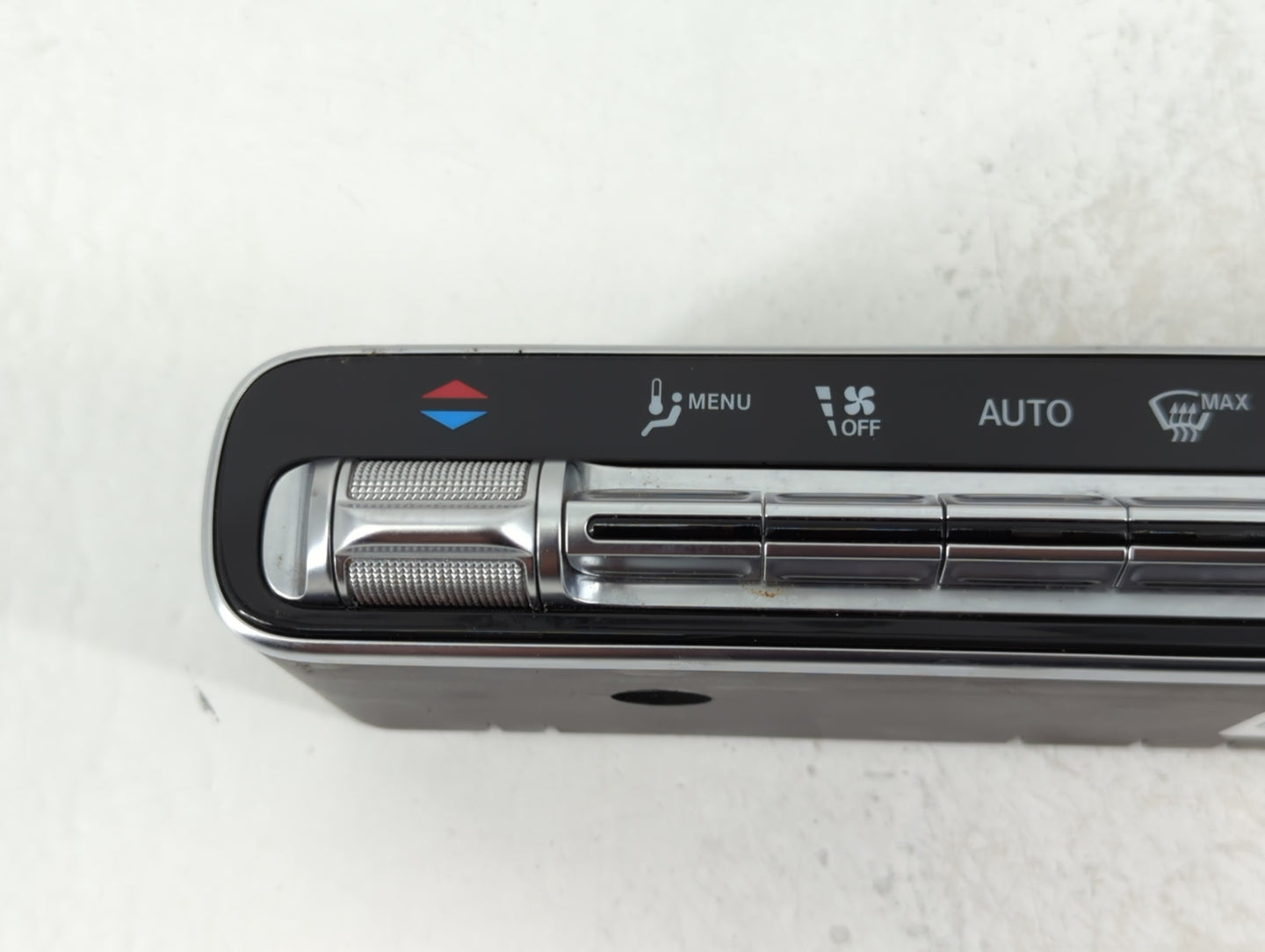 2017-2020 Mercedes-Benz Gla200 Climate Control Module Temperature AC/Heater Replacement P/N:A 247 905 83 02 Fits OEM Used Au