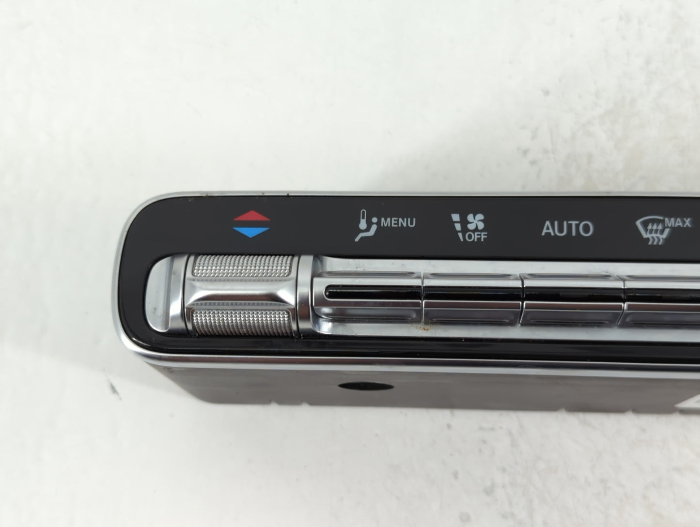 2017-2020 Mercedes-Benz Gla200 Climate Control Module Temperature AC/Heater Replacement P/N:A 247 905 83 02 Fits OEM Used Au