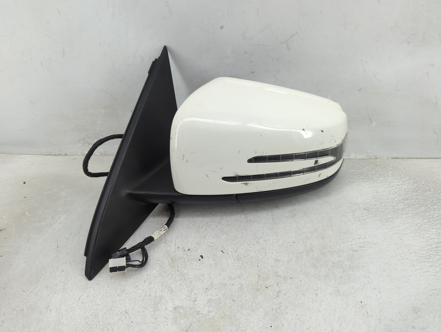2019 Mercedes-Benz Gla250 Driver Side View Mirror - Left Door Mirror OEM Used - Oemusedautoparts1.com