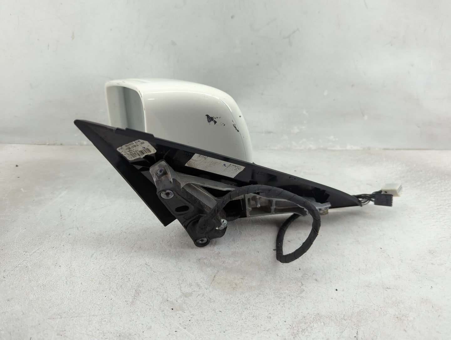 2019 Mercedes-Benz Gla250 Driver Side View Mirror - Left Door Mirror OEM Used - Oemusedautoparts1.com