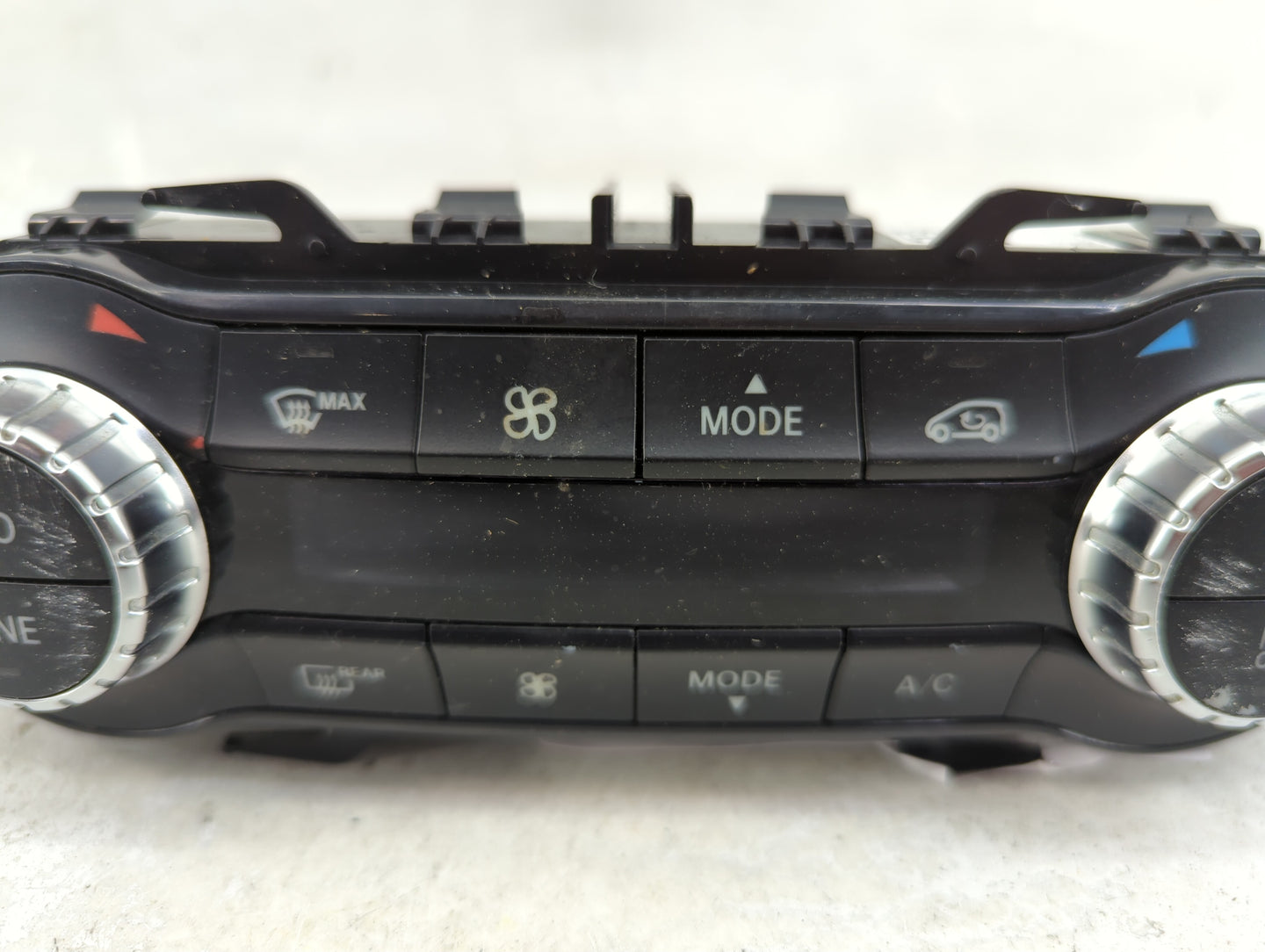 2015-2020 Mercedes-Benz Gla250 Climate Control Module Temperature AC/Heater Replacement P/N:A246 901 34 06 A246 900 39 16 Fi