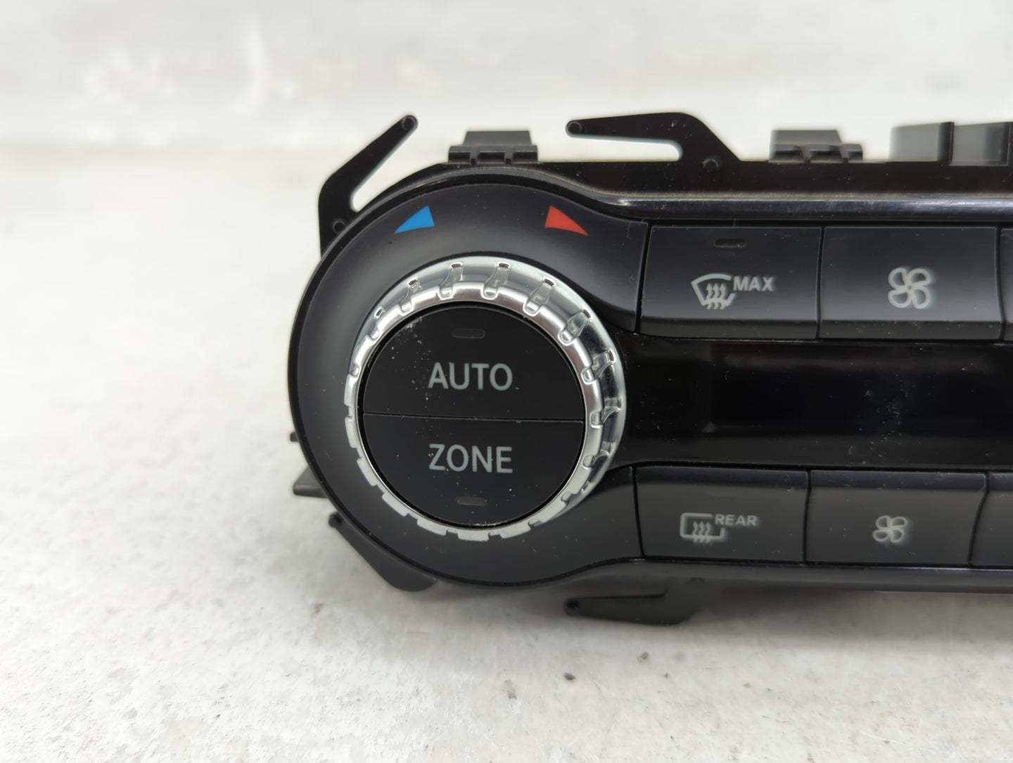 2015-2020 Mercedes-Benz Gla250 Climate Control Module Temperature AC/Heater Replacement P/N:A246 900 39 16 A246 901 34 06 Fi