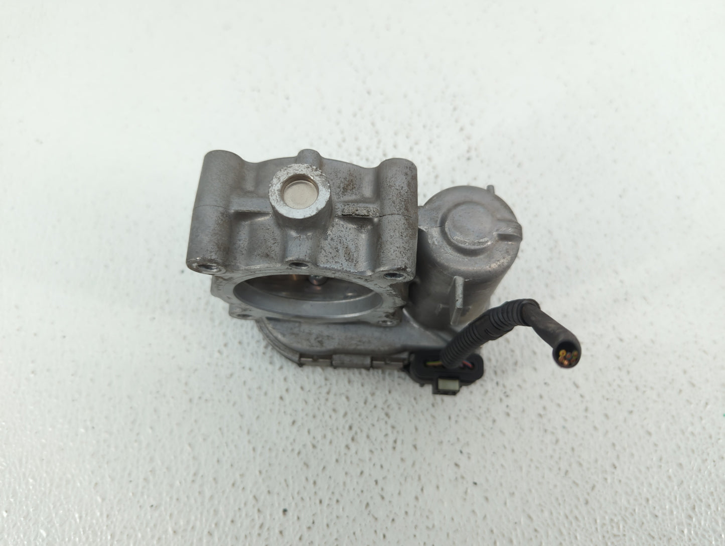 2015-2020 Mercedes-Benz Gla250 Throttle Body P/N:A 270 141 00 25 2701410025 Fits Fits 2013 2014 2015 2016 2017 2018 2019 202