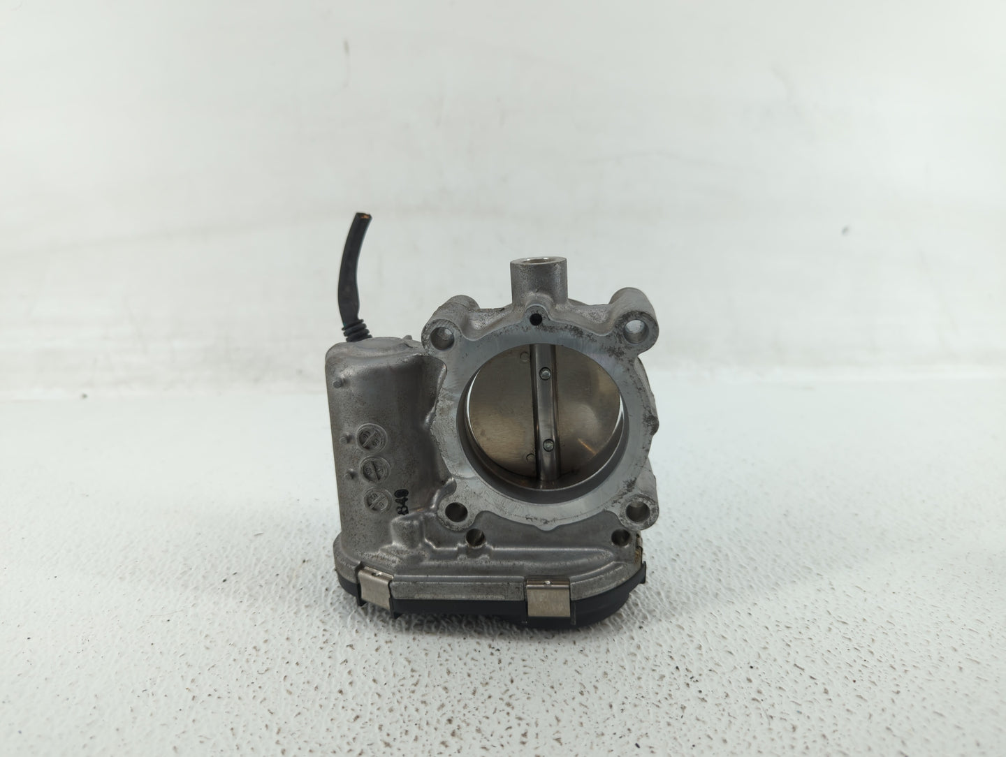 2015-2020 Mercedes-Benz Gla250 Throttle Body P/N:A 270 141 00 25 2701410025 Fits Fits 2013 2014 2015 2016 2017 2018 2019 202