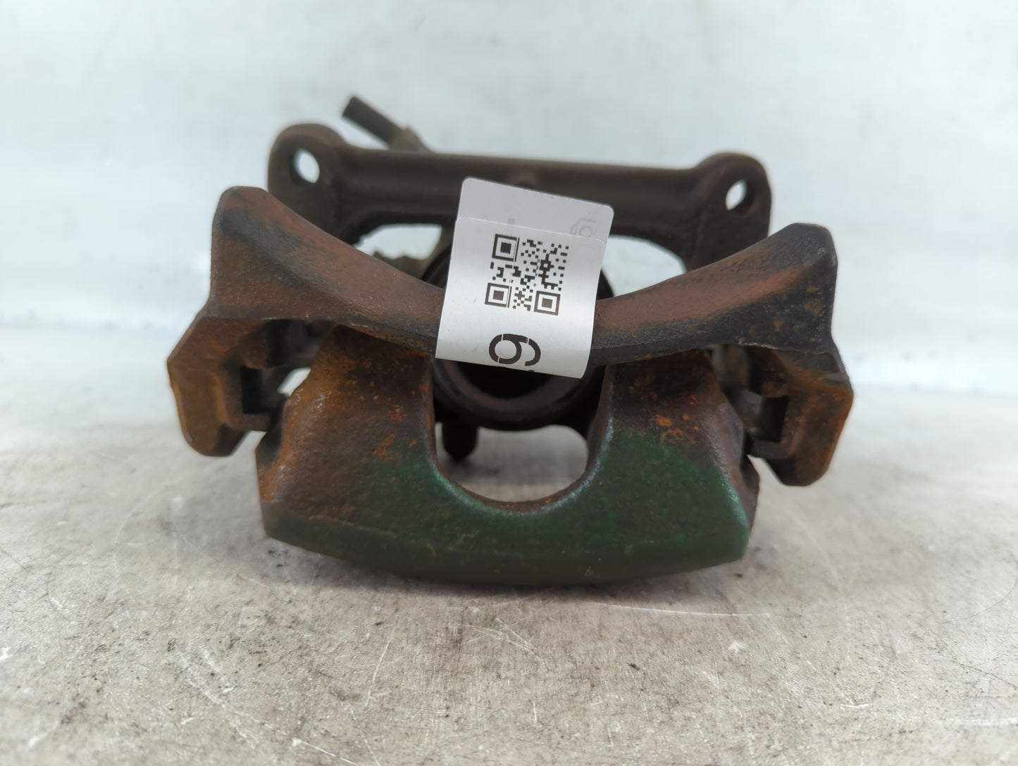 2015-2020 Mercedes-benz Gla250 Front Driver Left Brake Caliper - Oemusedautoparts1.com